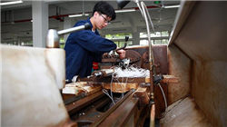 维亚生物午前涨超16% 机构称公司AI制药平台优势明显